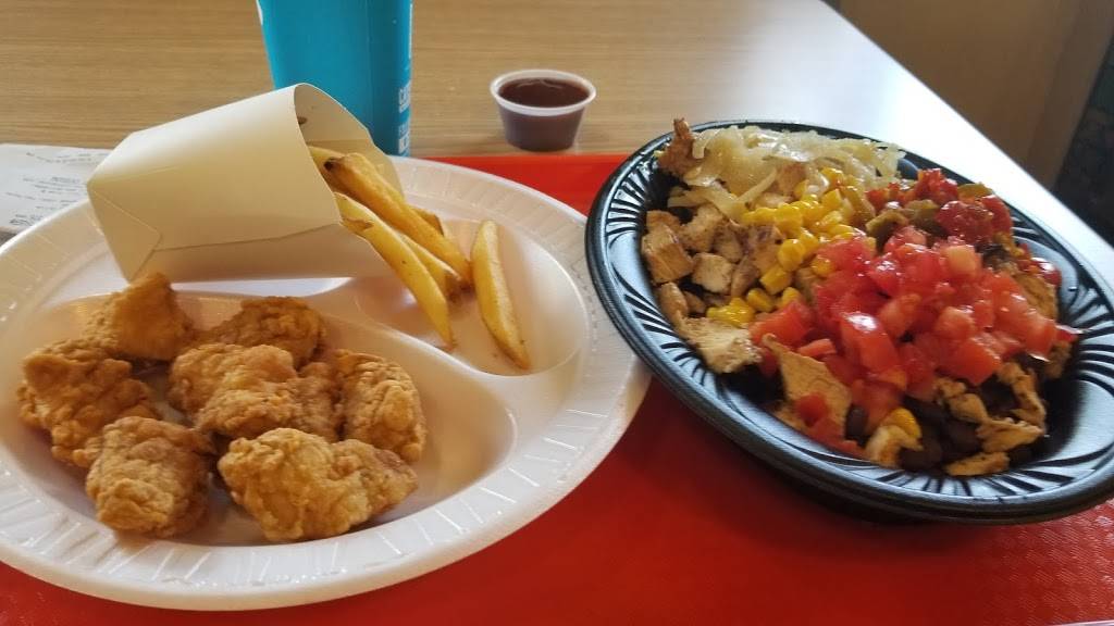 Pollo Tropical | restaurant | 2675 N University Dr, Sunrise, FL 33322, USA | 9547415238 OR +1 954-741-5238