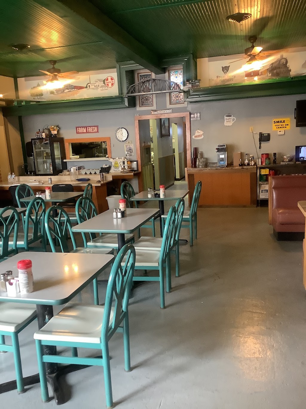 1886 | restaurant | 108 E Main St, Mayetta, KS 66509, USA | 7859662886 OR +1 785-966-2886