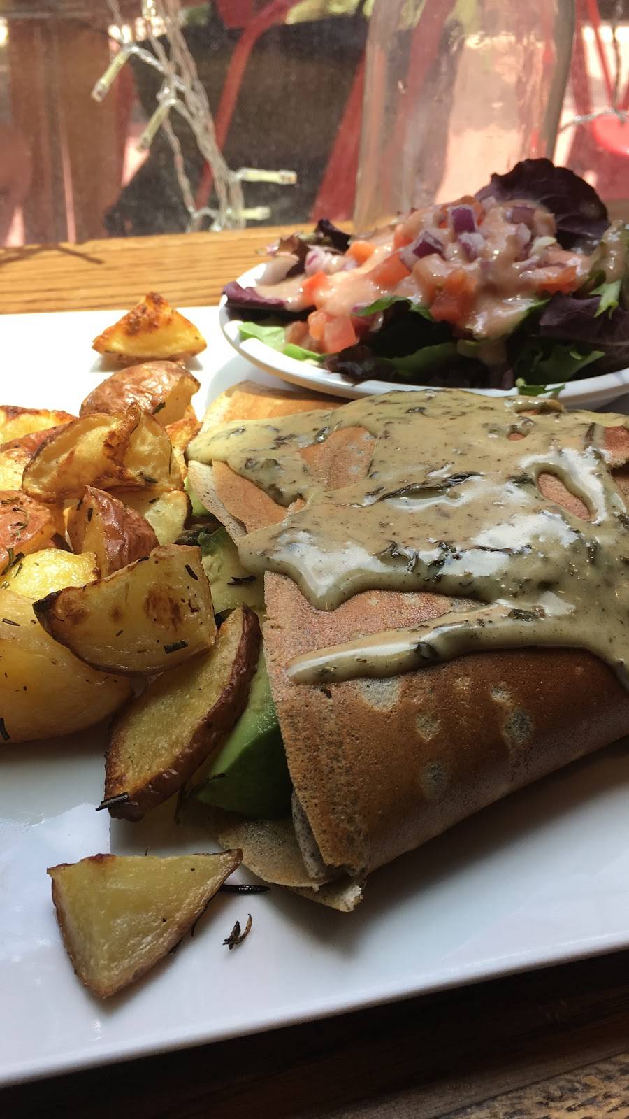 The Happy Tart Falls Church | restaurant | 410 S Maple Ave #110, Falls Church, VA 22046, USA | 5713958280 OR +1 571-395-8280