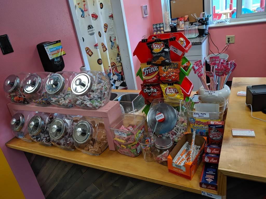 Chunky Monkey Ice Cream and Sweets | restaurant | 590 IN-67, Mooresville, IN 46158, USA | 3173503784 OR +1 317-350-3784