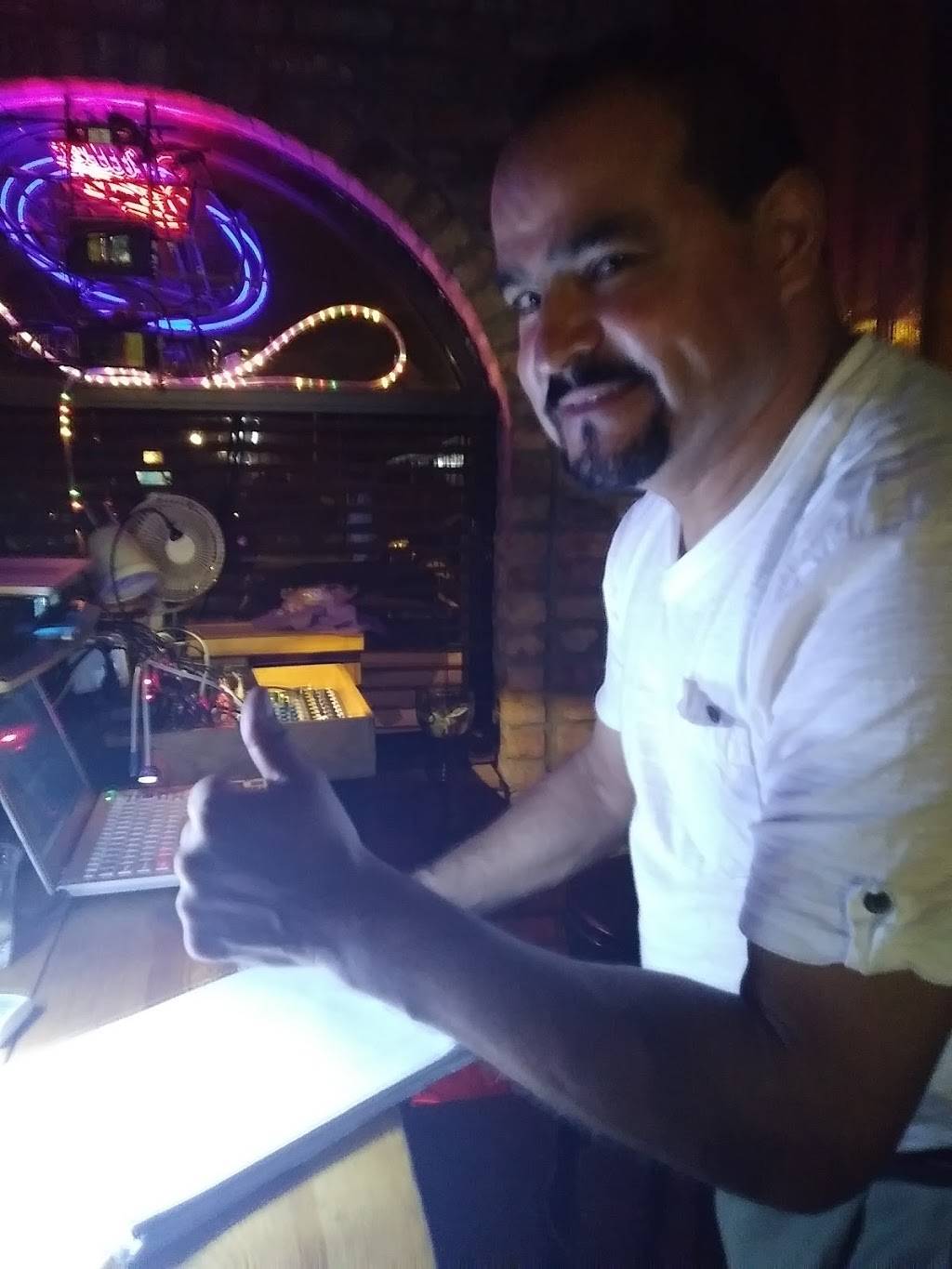 El Rincon Norteno | restaurant | 3300 W 55th St, Chicago, IL 60632, USA | 7734768404 OR +1 773-476-8404