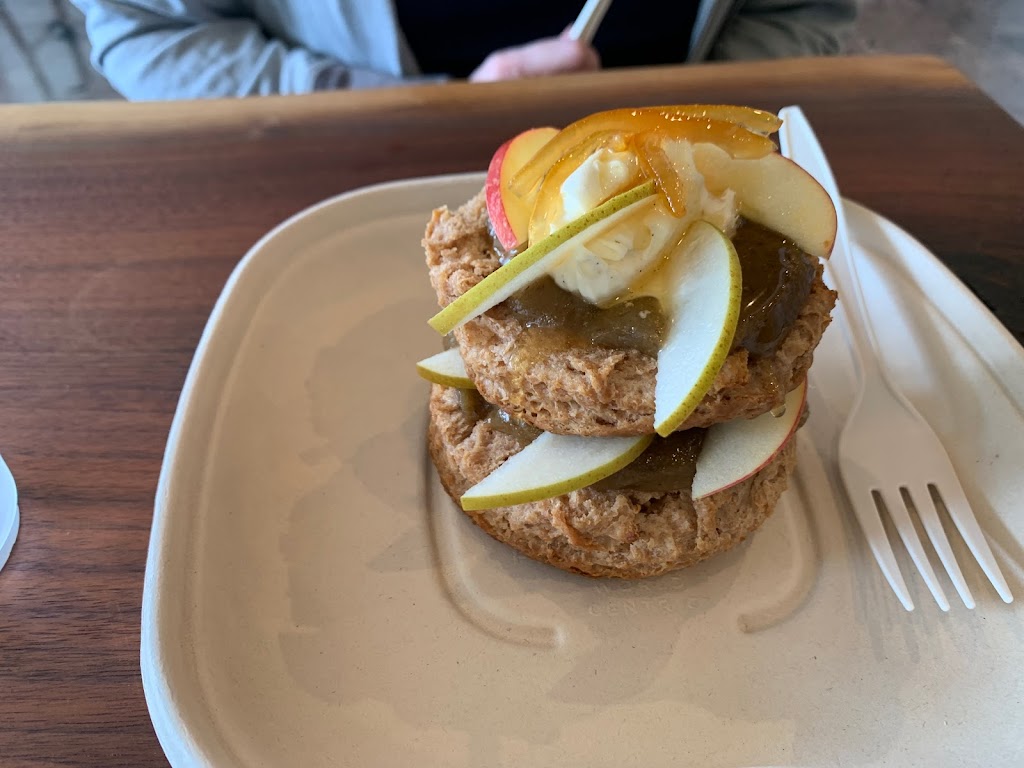 The Alabama Biscuit Co., Rocky Ridge | restaurant | 2518 Rocky Ridge Rd, Vestavia Hills, AL 35243, USA | 2052862353 OR +1 205-286-2353