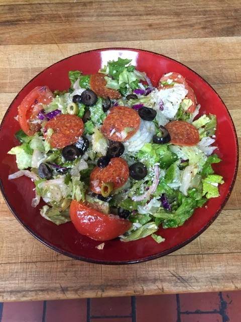 Angies Sports Bar & Pizzeria | restaurant | 8352 S Pulaski Rd, Chicago, IL 60652, USA | 7737358527 OR +1 773-735-8527