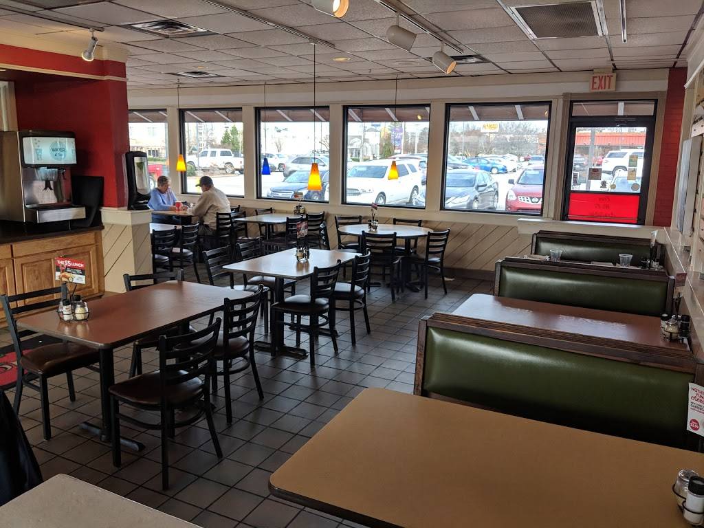 Fazolis | restaurant | 2332 Shallowford Village Dr, Chattanooga, TN 37421, USA | 4234995155 OR +1 423-499-5155