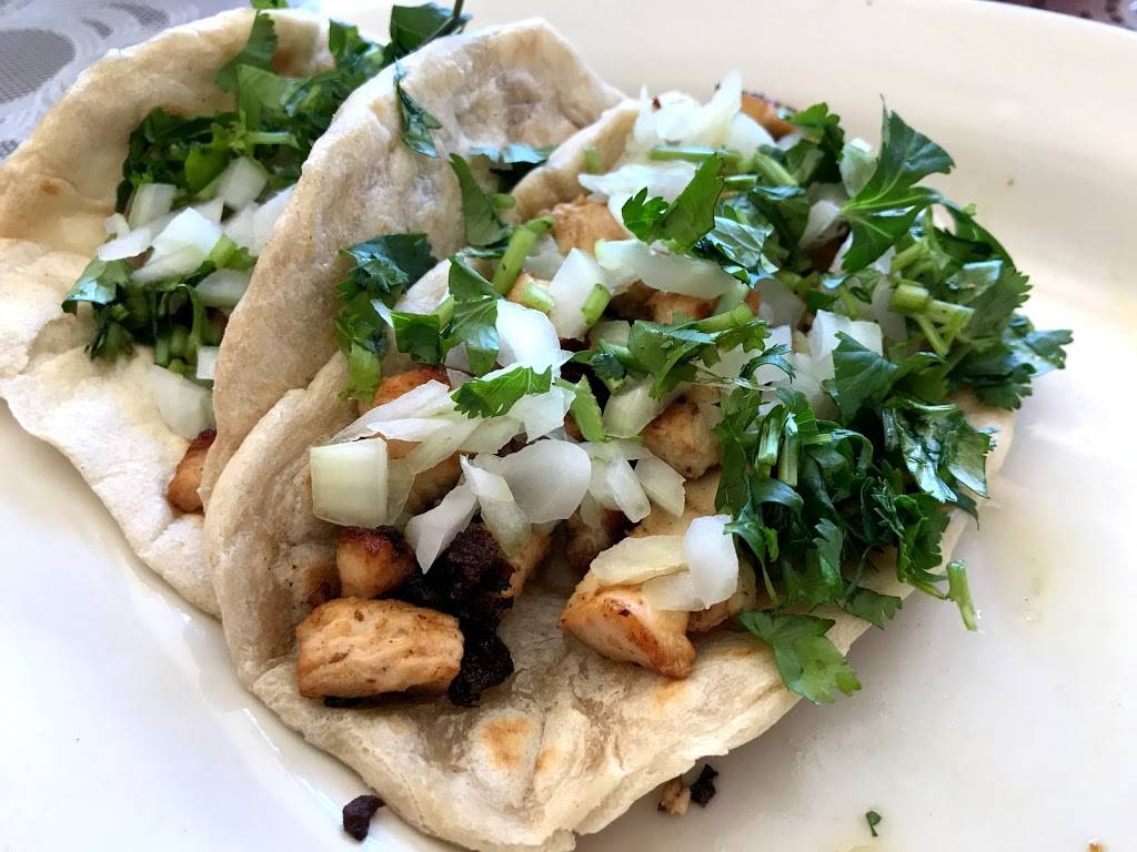 Victorias Latin Restuarant | restaurant | 151 Almedia Rd, St Rose, LA 70087, USA | 5042874072 OR +1 504-287-4072