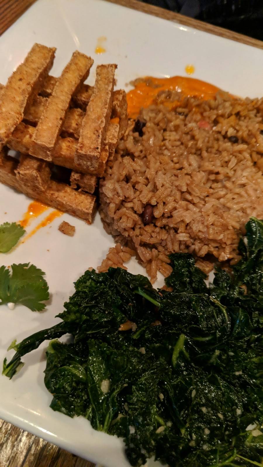 Johnny Tequilas Bar + Cocina | night club | 2446, 586 Raritan Rd, Roselle, NJ 07203, USA | 9082410600 OR +1 908-241-0600