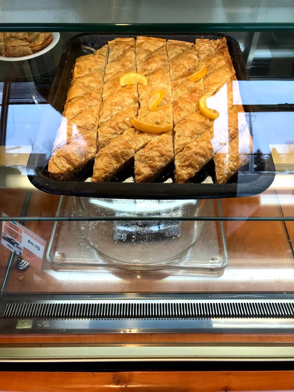 Delicious Pizza | restaurant | 900 Fairway Crescent, Kitchener, ON N2A 4B3, Canada | 5198968896 OR +1 519-896-8896