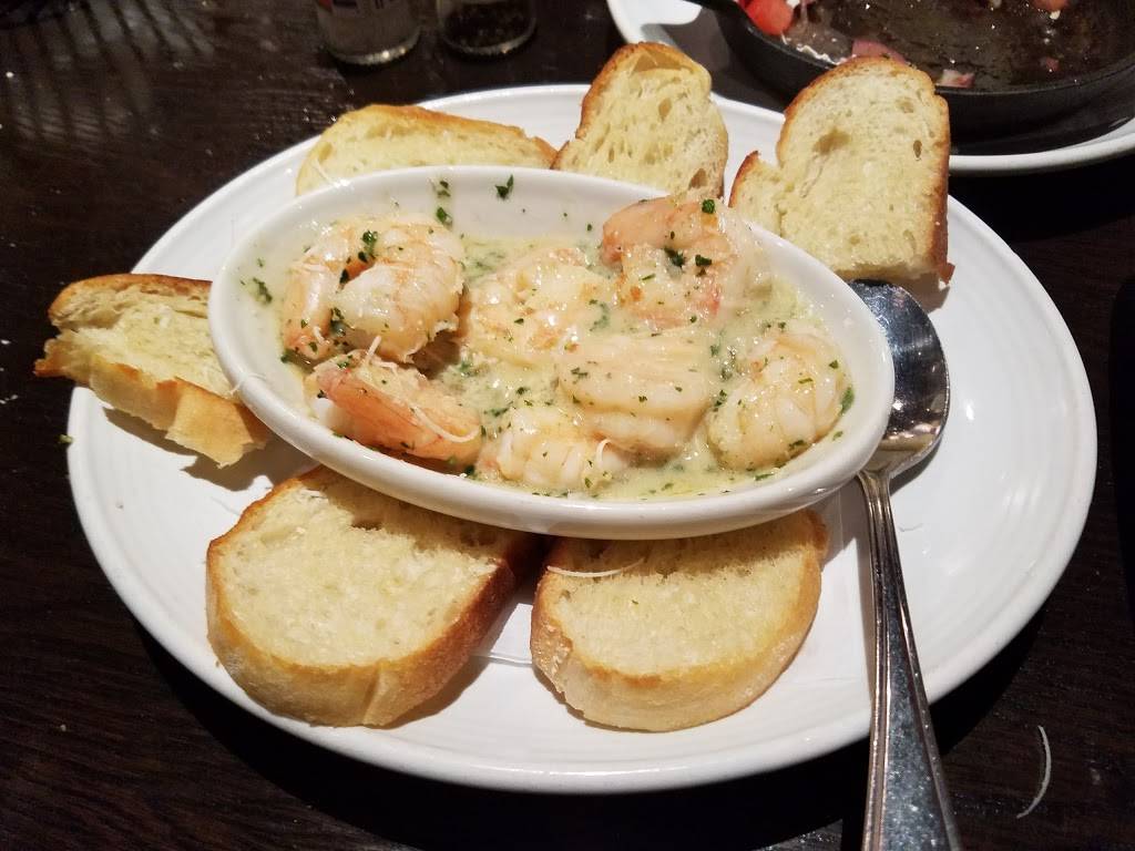 Carrabbas Italian Grill | restaurant | The Oaks Shopping Mall, 544 N Thompson Ln Ste E, Murfreesboro, TN 37129, USA | 6158906693 OR +1 615-890-6693