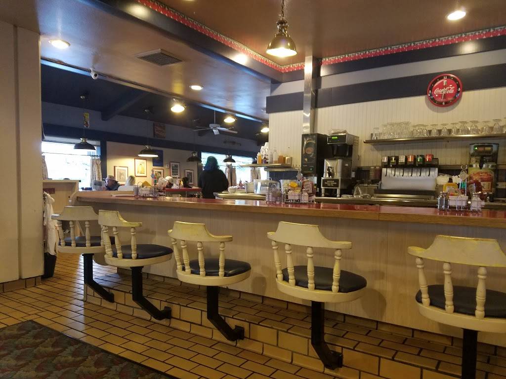 Millies Restaurant & Bakery | restaurant | 16840 Vanowen St, Van Nuys, CA 91406, United States | 8187853894 OR +1 818-785-3894