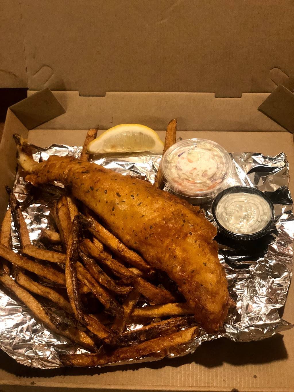 Dickys Corner Pub | restaurant | 791 Meigs St #2137, Rochester, NY 14620, USA | 5853554939 OR +1 585-355-4939