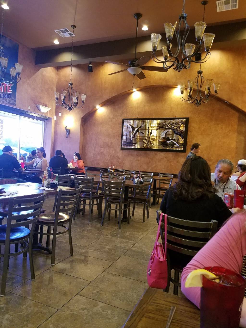 Castillos Mexican Food | restaurant | 3659 E Ventura Ave, Fresno, CA 93702, USA | 5594851635 OR +1 559-485-1635