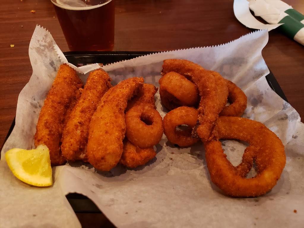 Markos Pizza | restaurant | W156N9664 Pilgrim Rd, Germantown, WI 53022, USA | 2622511555 OR +1 262-251-1555