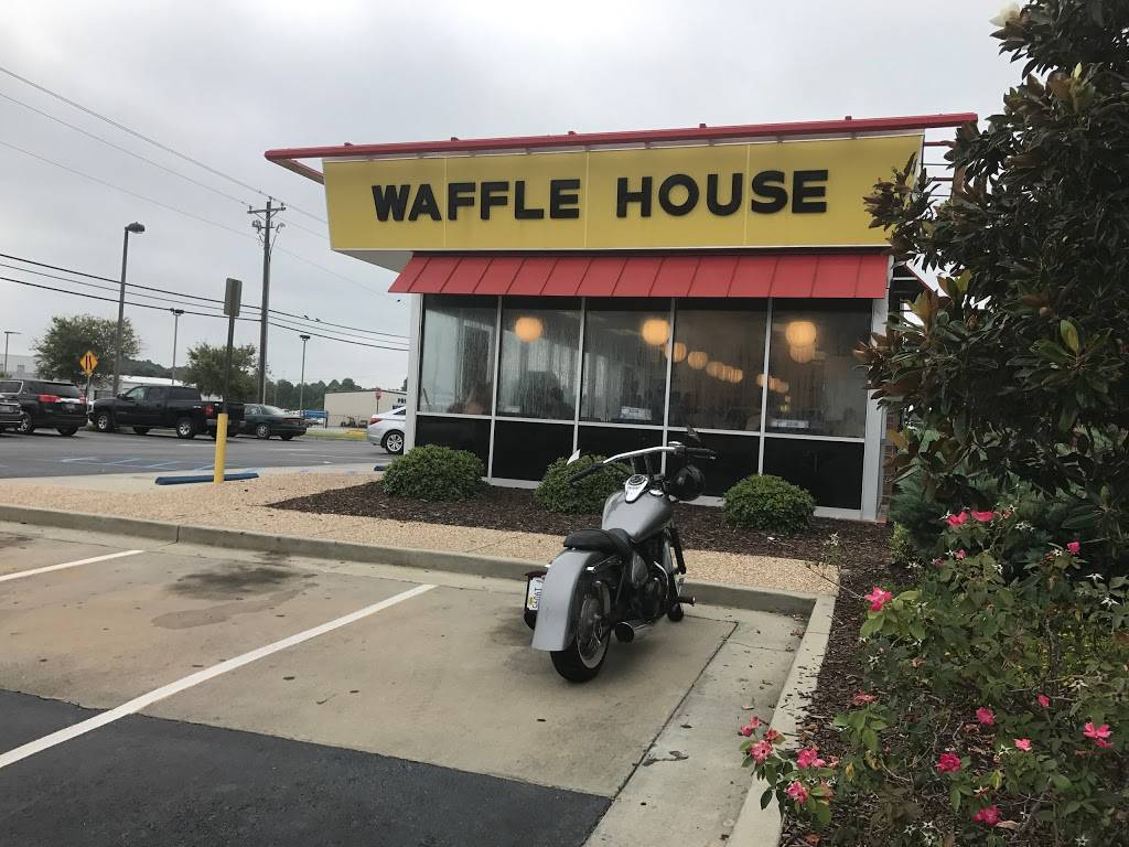 Waffle House | meal takeaway | 1804 McCormick Dr, Tifton, GA 31793, USA | 2293828332 OR +1 229-382-8332