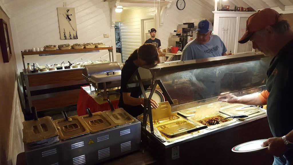 Verda Maes | restaurant | 223 N Pearl St, Waverly, IL 62692, USA | 2174353408 OR +1 217-435-3408