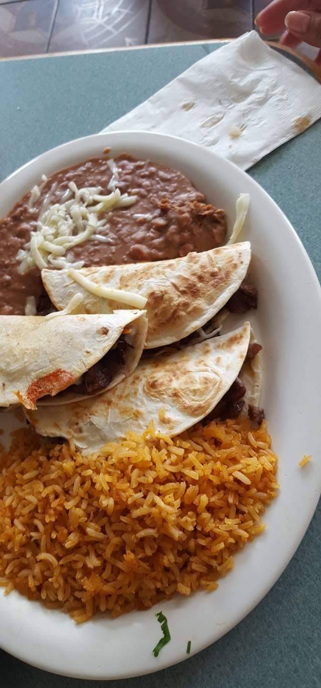 Taqueria El local en milwaukee | restaurant | 1801 S 11th St, Milwaukee, WI 53204, USA | 4146726746 OR +1 414-672-6746