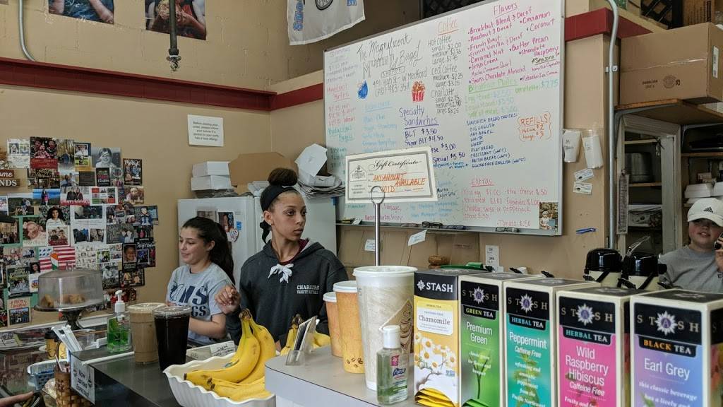 The Magnificent Muffin & Bagel Shoppe | bakery | 491 High St, Medford, MA 02155, USA | 7814833511 OR +1 781-483-3511