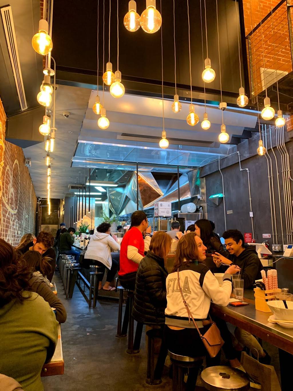 Silverlake Ramen | restaurant | 1319 3rd Street Promenade, Santa Monica, CA 90401, USA | 4243300125 OR +1 424-330-0125