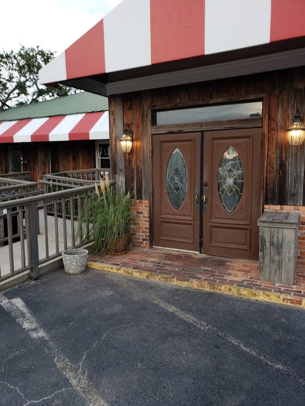 Marshside Grill | restaurant | 1200 Glynn Ave, Brunswick, GA 31520, USA | 9123427981 OR +1 912-342-7981