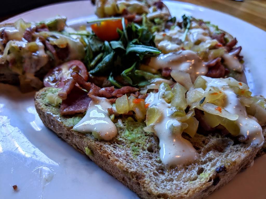 Iron Rooster - Hunt Valley | restaurant | 50 Shawan Rd, Cockeysville, MD 21030, USA | 4107855764 OR +1 410-785-5764