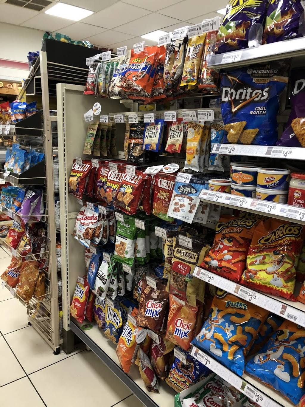 7-Eleven | bakery | 6758 Conroy Rd, Orlando, FL 32835, USA | 4072994935 OR +1 407-299-4935