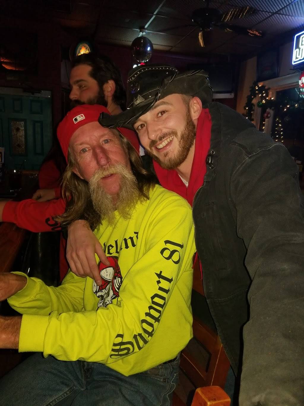 Larrys Tavern | restaurant | 4716 State Rd, Cleveland, OH 44109, USA | 2167419625 OR +1 216-741-9625