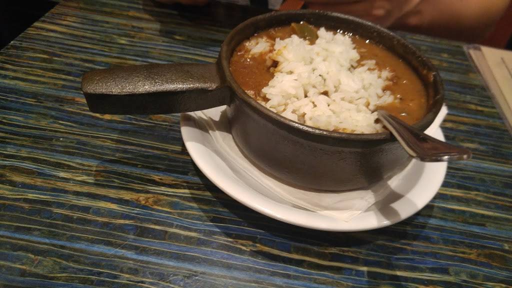 Sweet Georgias Juke Joint | restaurant | 6000 N Terminal Pkwy, Atlanta, GA 30320, USA | 4047662518 OR +1 404-766-2518