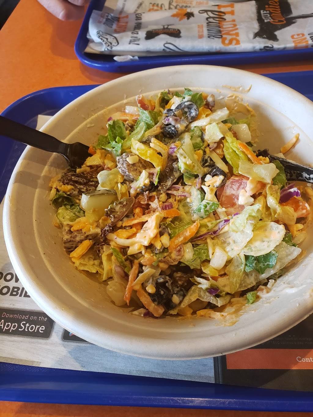 Harveys | restaurant | 101 Queensway East, Simcoe, ON N3Y 4M5, Canada | 5194282878 OR +1 519-428-2878