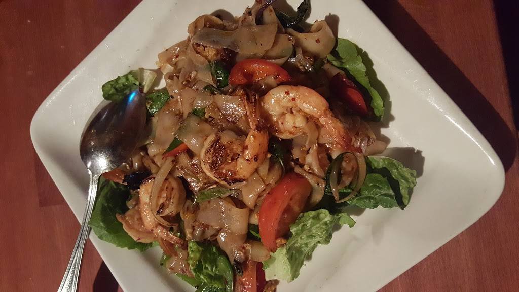 Pin Kaow Thai Restaurant | restaurant | 1974 N Rainbow Blvd, Las Vegas, NV 89108, USA | 7026382746 OR +1 702-638-2746