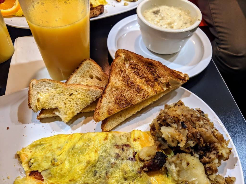 Chick & Ruths Delly | restaurant | 165 Main St, Annapolis, MD 21401, USA | 4102696737 OR +1 410-269-6737