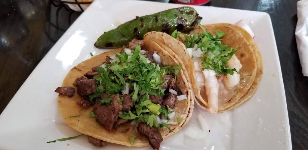 La Granja Restaurante | restaurant | 3047 N Cicero Ave, Chicago, IL 60641, USA | 7736853323 OR +1 773-685-3323