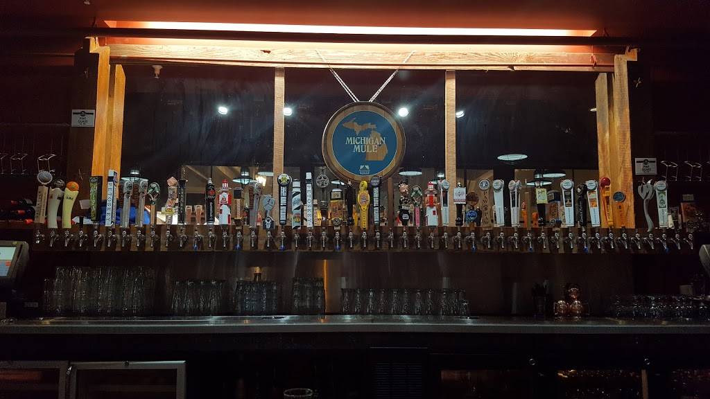 Draught House | restaurant | 7463 Main St, Mackinac Island, MI 49757, USA | 9068479911 OR +1 906-847-9911