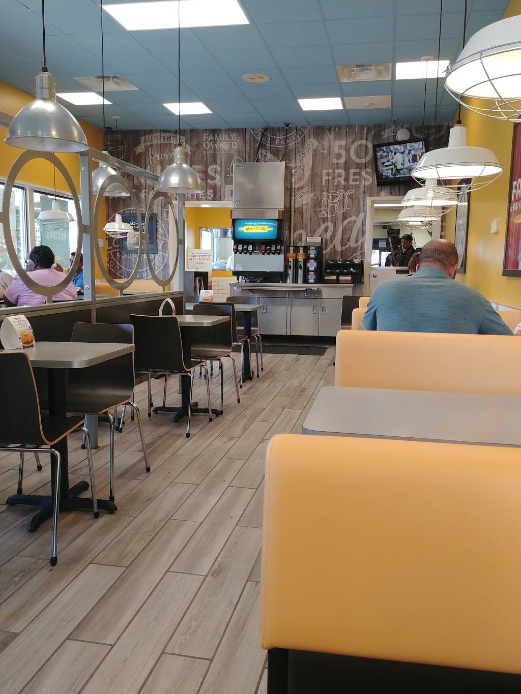 Biscuitville | cafe | 2822 Durham-Chapel Hill Blvd, Durham, NC 27707, USA | 9194198246 OR +1 919-419-8246