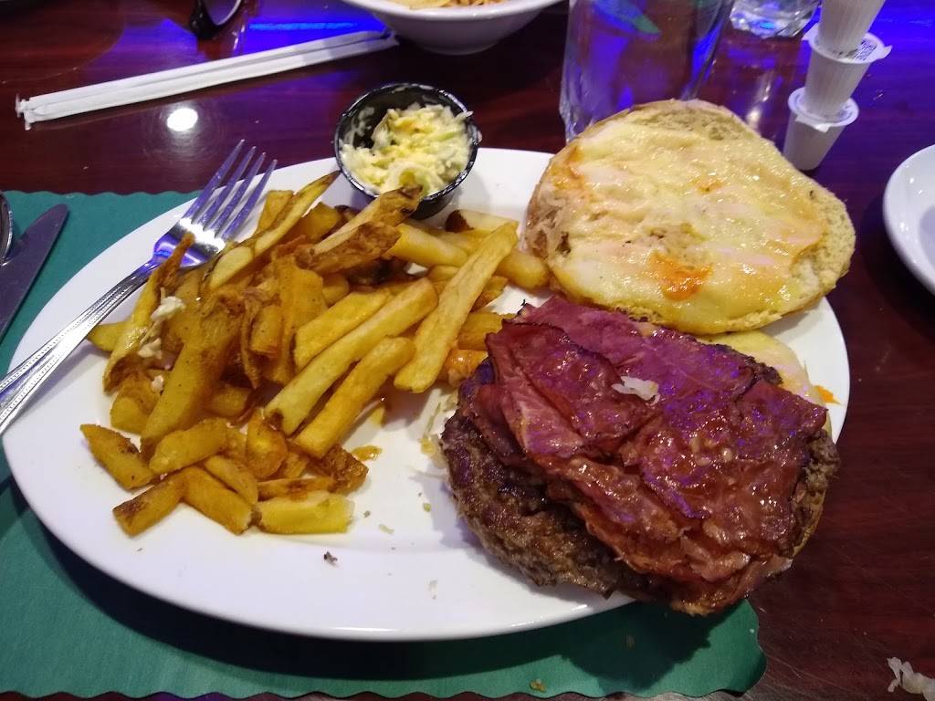 Country House Diner | restaurant | 41 York Rd, Warminster, PA 18974, USA | 2159073198 OR +1 215-907-3198