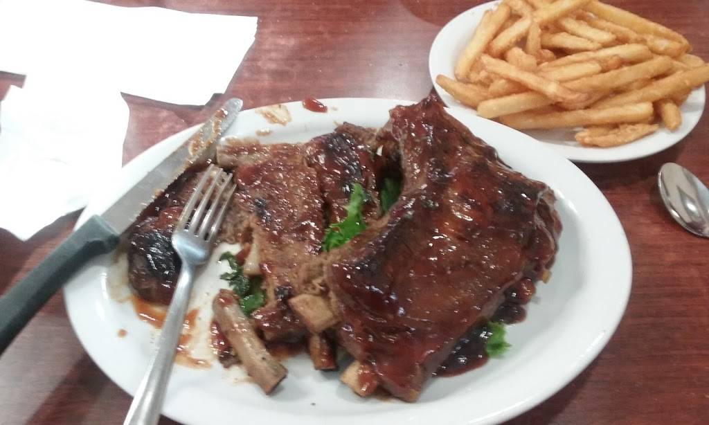 Dinos Diner | restaurant | 3027 E 10th St, Trenton, MO 64683, USA | 6603595566 OR +1 660-359-5566