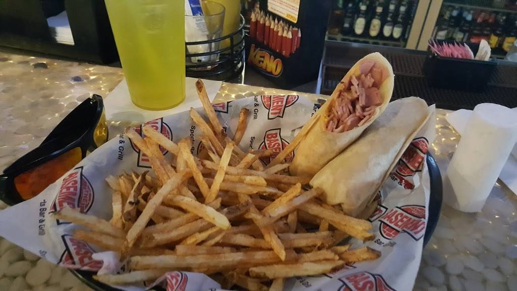 Basement at the Lakes | restaurant | 3420 Manchester Rd, Akron, OH 44319, USA | 3306444000 OR +1 330-644-4000