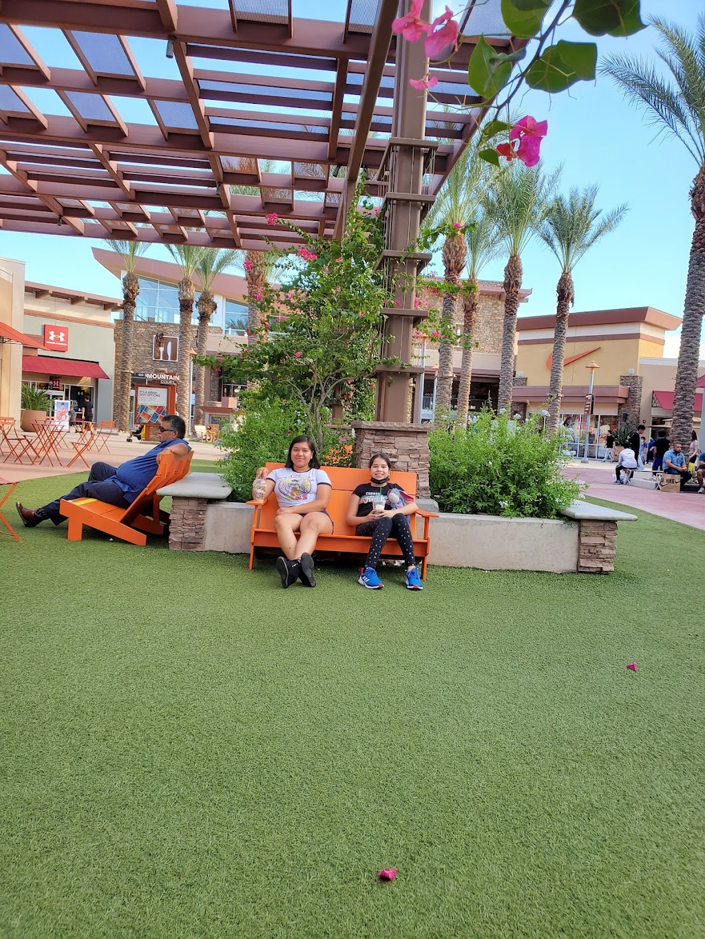 Starbucks | cafe | 6401 Marana Center Blvd, Tucson, AZ 85742, USA | 5202683116 OR +1 520-268-3116