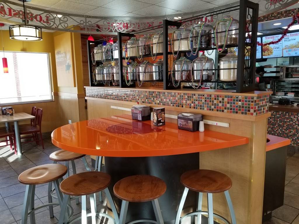 Popeyes Louisiana Kitchen | restaurant | 435 S River Rd, Des Plaines, IL 60016, USA | 2249389199 OR +1 224-938-9199