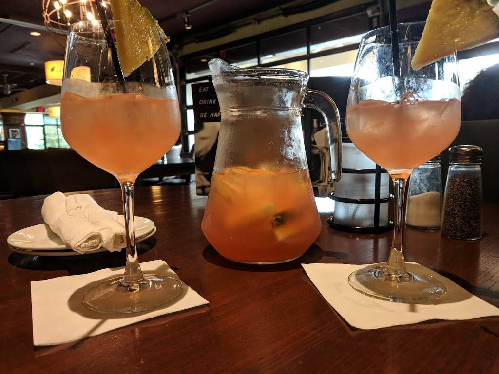 Bar Louie - University City | night club | 8760 J M Keynes Dr, Charlotte, NC 28262, USA | 7042857010 OR +1 704-285-7010