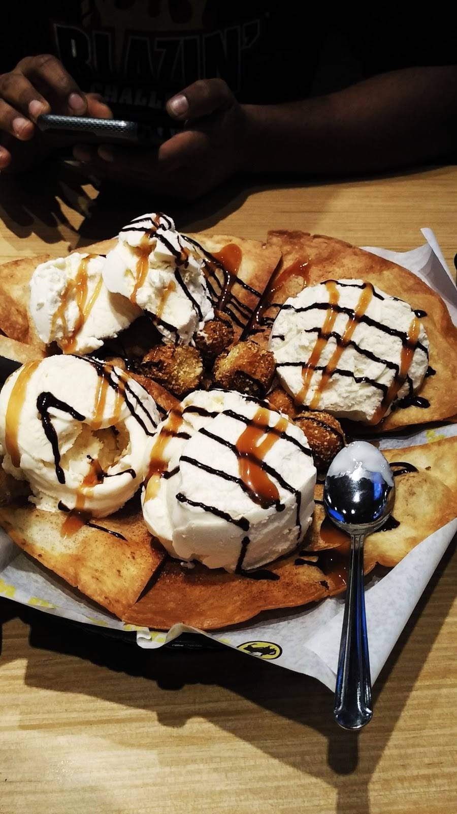 Buffalo Wild Wings | restaurant | 24542 Hesperian Blvd, Hayward, CA 94545, USA | 5107826733 OR +1 510-782-6733