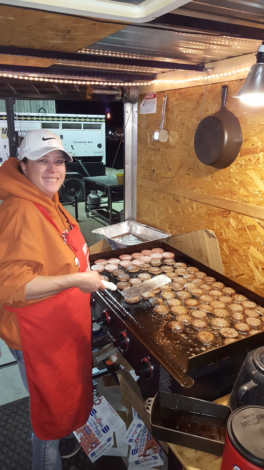 Dutch Oven Ranch Catering | restaurant | 809 N California Ave, Big Lake, TX 76932, USA | 3252770131 OR +1 325-277-0131