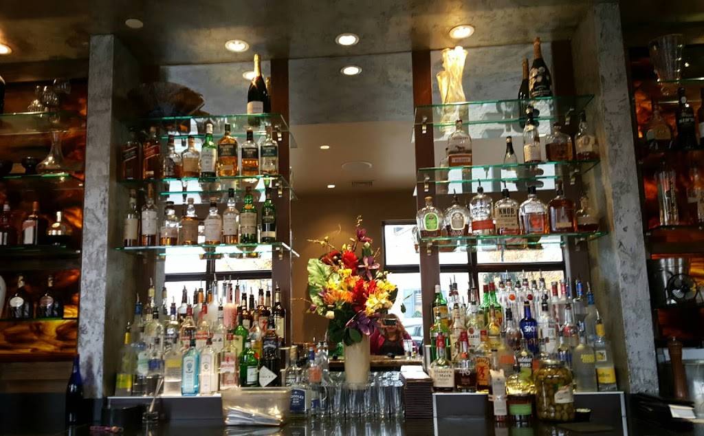 Stone Creek Dining Company - Montgomery | restaurant | 9856 Montgomery Rd, Montgomery, OH 45242, USA | 5134891444 OR +1 513-489-1444