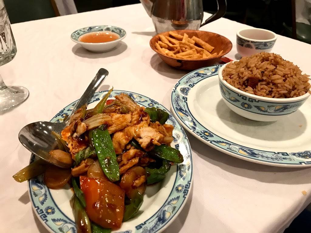 Red Pepper Chinese and Vietnamese Cuisine | restaurant | 3910 Maple Rd, Amherst, NY 14226, USA | 7168313878 OR +1 716-831-3878