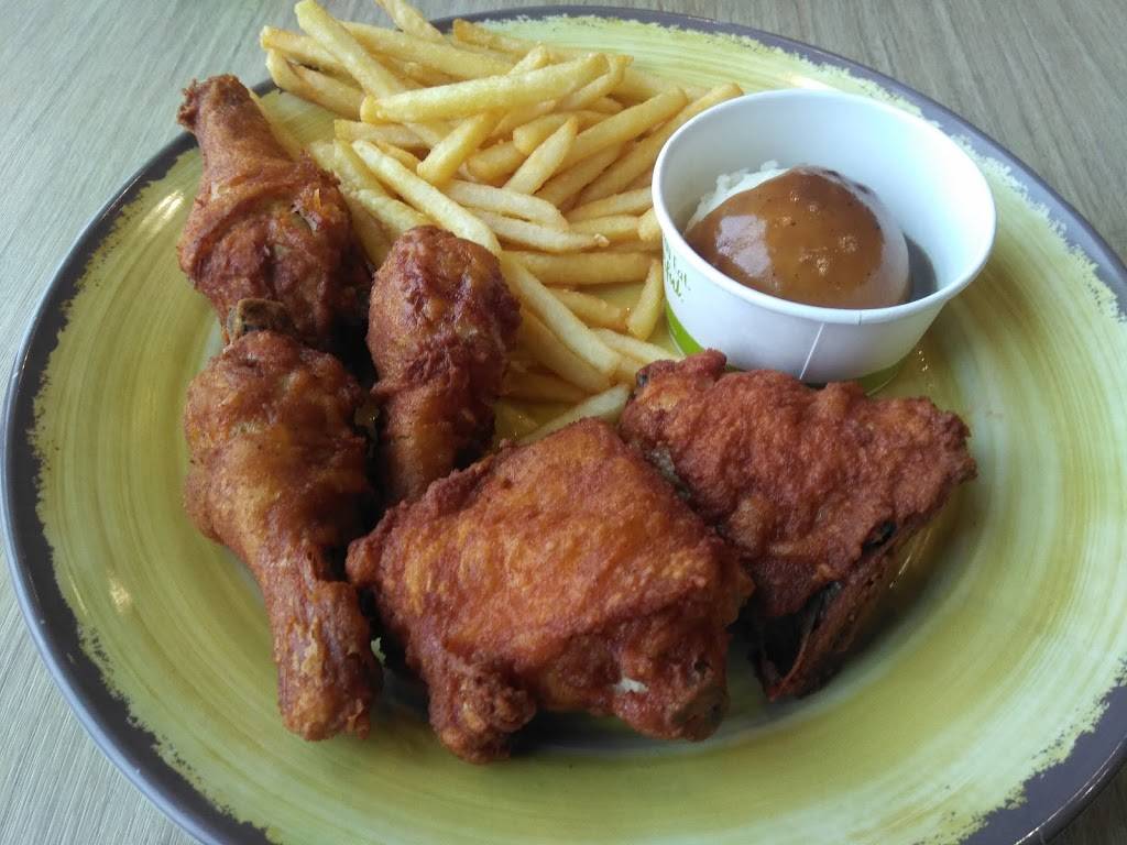 Pollo Campero | restaurant | 4521 E Charleston Blvd, Las Vegas, NV 89104, USA | 7027497444 OR +1 702-749-7444