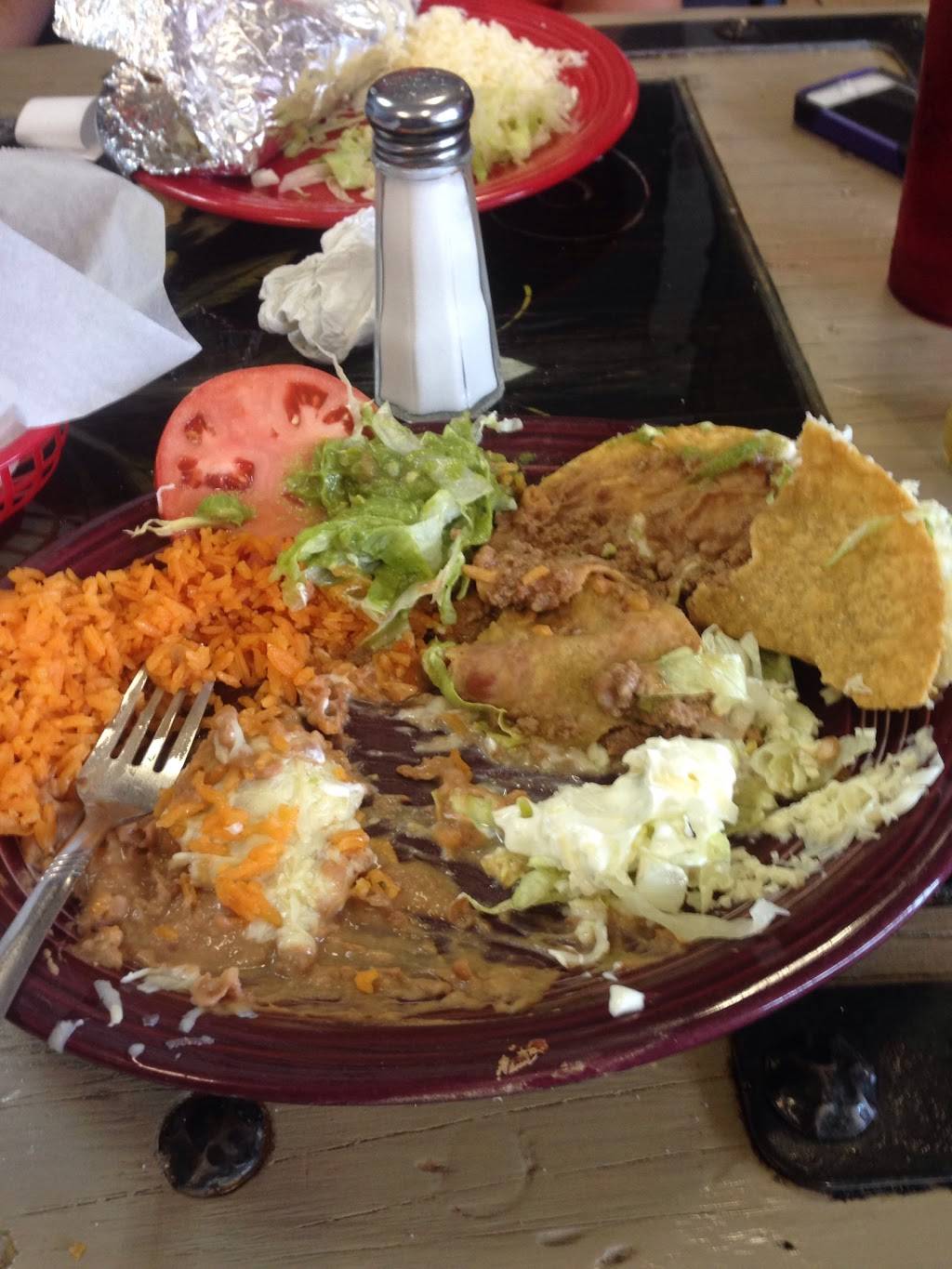 Real Hacienda | restaurant | 3728 Wabash Ave, Terre Haute, IN 47803, USA | 8122342242 OR +1 812-234-2242