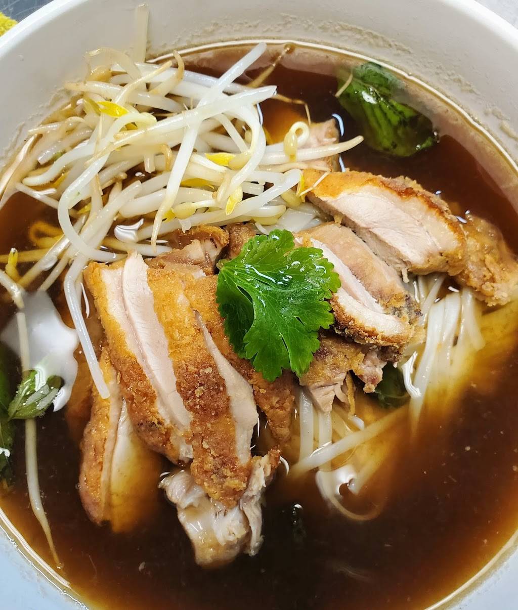 Lan Lamoon Authentic Thai Bistro | restaurant | 2900 S Nova Rd #1, South Daytona, FL 32119, USA | 3869449644 OR +1 386-944-9644