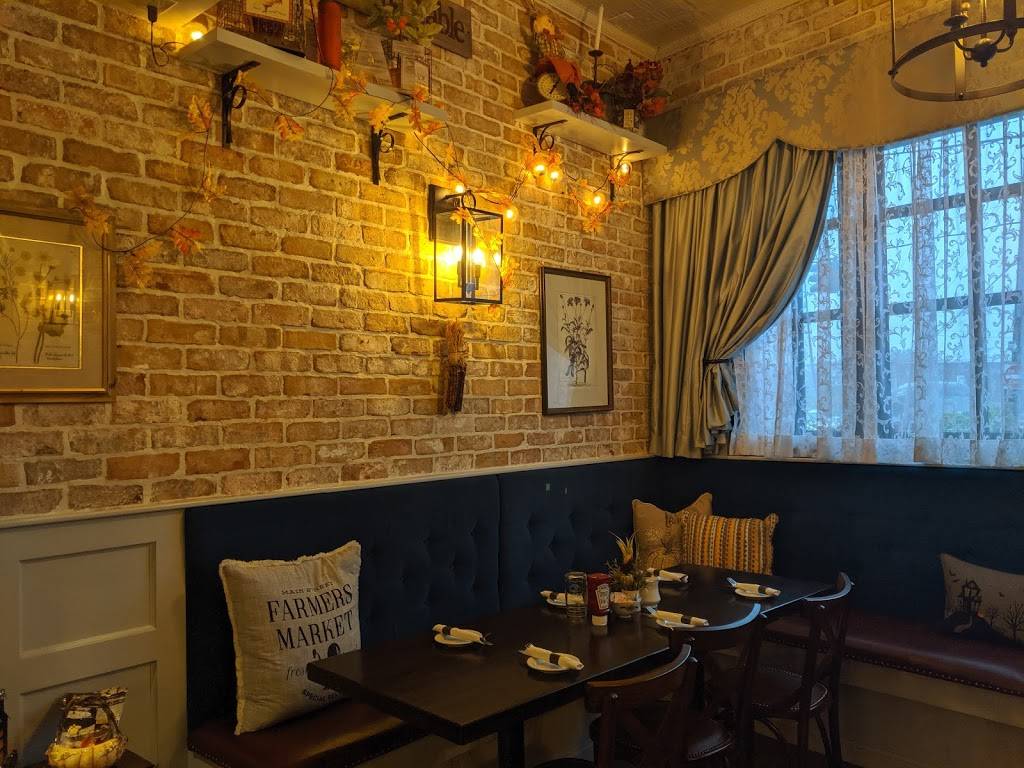 Eileens | restaurant | 960 McLean Ave, Yonkers, NY 10704, USA | 9147767532 OR +1 914-776-7532