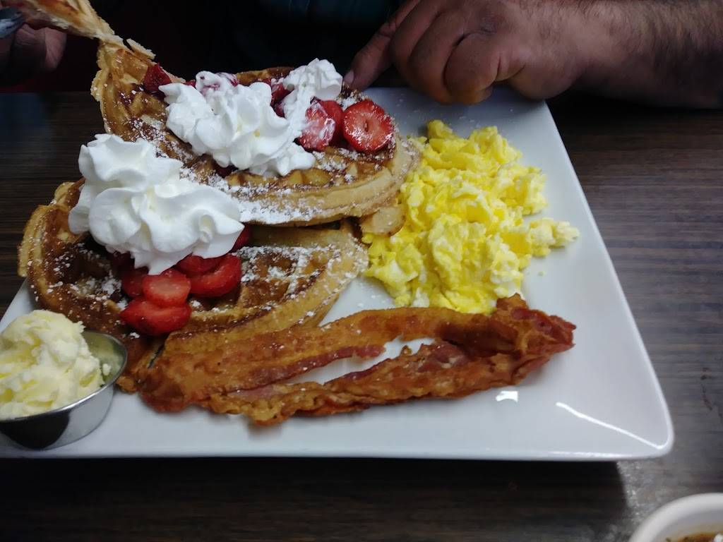 Bun N Burger | restaurant | 1000 E Main St, Alhambra, CA 91801, USA | 6262816777 OR +1 626-281-6777