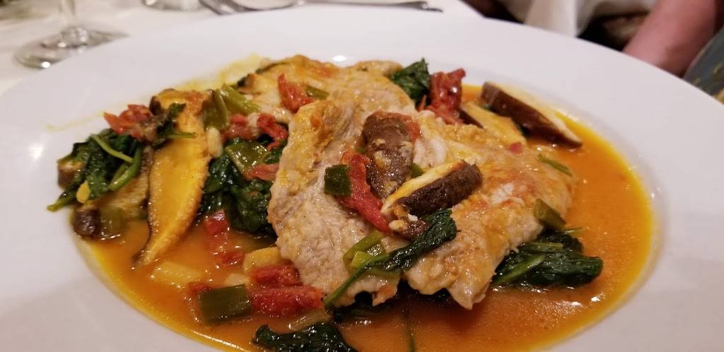 LoMonacos Ristorante Italiano | restaurant | 990 W Main St, Branford, CT 06405, USA | 2034819990 OR +1 203-481-9990