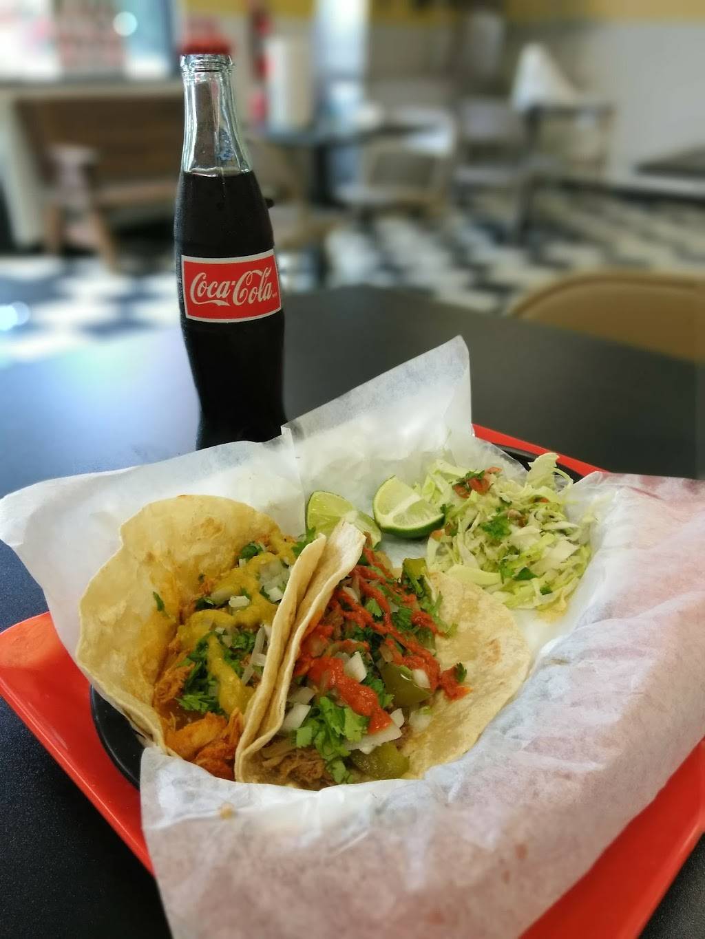 Las Regias Taquería and Bakery | restaurant | 1201 N Loop 336 E, Conroe, TX 77301, USA | 9363146123 OR +1 936-314-6123