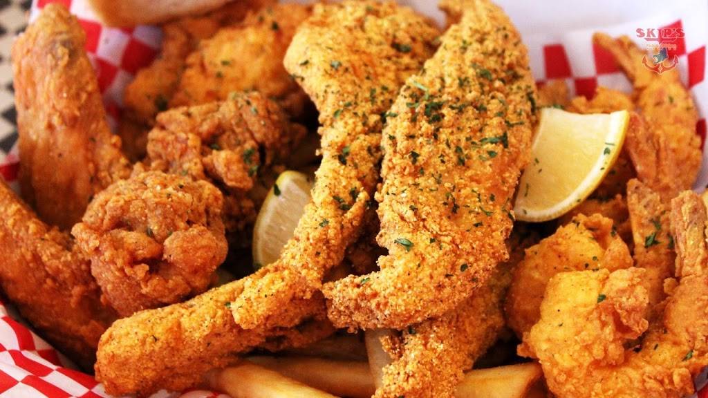 Skips Fish and Chicken | restaurant | 444 Rockaway Ave, Brooklyn, NY 11212, USA | 3476016161 OR +1 347-601-6161